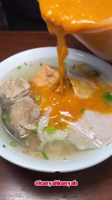 https://dgji3nicqfspr.cloudfront.net/KELAPA_DUA/Restaurant/Baso_Gepeng_Mas_Didi_Gs/Reviews/thumbnail/1OEO-d4LvU4CTq-s610OlBfqNy5p14AMl-0.jpg