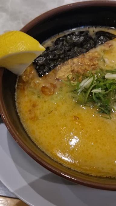 https://dgji3nicqfspr.cloudfront.net/KELAPA_DUA/Restaurant/SeirockYa_Ramen_Supermal_Karawaci/Reviews/22VID_Review_17145376666613826289958887745512_171453766848922_1714537674427.jpg