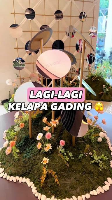 https://dgji3nicqfspr.cloudfront.net/KELAPA_GADING/Bakery/Demore_Bakehouse/Reviews/thumbnail/1O0hd-rvVqjZbElkL2lmAEE3F9HcXl40c.jpg