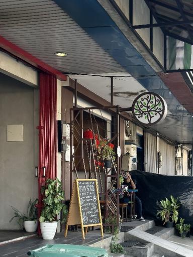 https://dgji3nicqfspr.cloudfront.net/KELAPA_GADING/Cafe/Kohicha_Japanese_Cafe/Reviews/thumbnail/file_1711600985940.jpg