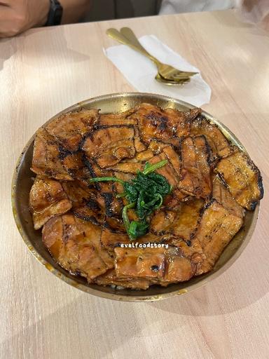 https://dgji3nicqfspr.cloudfront.net/KELAPA_GADING/Japanese_Restaurant/Gomachi_Butadon_Gading/Reviews/thumbnail/file_1712634571024.jpg