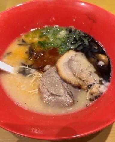 https://dgji3nicqfspr.cloudfront.net/KELAPA_GADING/Japanese_Restaurant/Ramen_Ippudo/Reviews/thumbnail/uploadsuploads-thumb_1715912634696.jpg