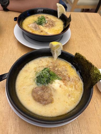 https://dgji3nicqfspr.cloudfront.net/KELAPA_GADING/Japanese_Restaurant/Ramen_SeirockYa/Reviews/thumbnail/file_1713184932656.jpg