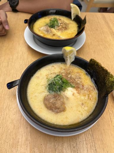 https://dgji3nicqfspr.cloudfront.net/KELAPA_GADING/Japanese_Restaurant/Ramen_SeirockYa/Reviews/thumbnail/file_1713184933868.jpg