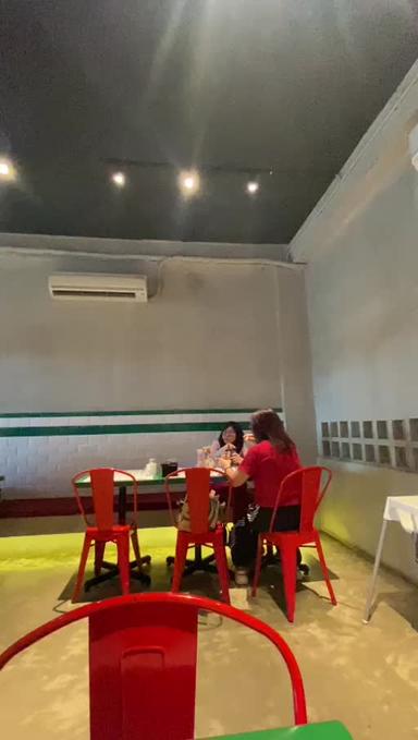 https://dgji3nicqfspr.cloudfront.net/KELAPA_GADING/Restaurant/Ho_Sik_Kopitiam/Reviews/22file_171471163776122_1714711638278.jpg