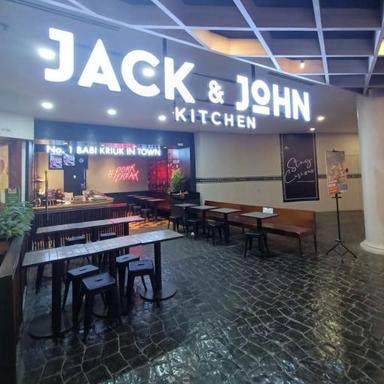 https://dgji3nicqfspr.cloudfront.net/KELAPA_GADING/Restaurant/Jack__John_Kitchen_Roast_Pork_Babi_Kriuk_Mkg3/Reviews/thumbnail/file-17D33B916974EC43-thumb_1716781378968.jpg