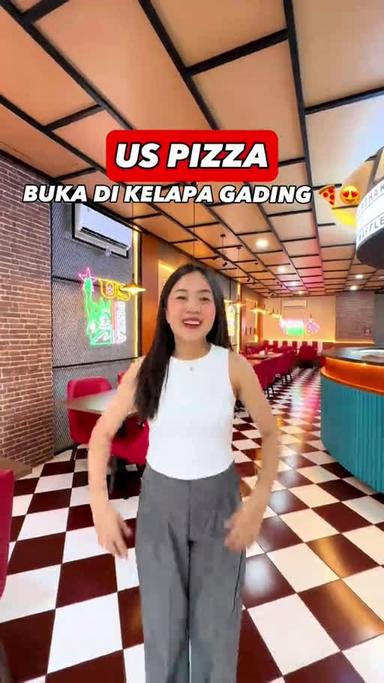 https://dgji3nicqfspr.cloudfront.net/KELAPA_GADING/Restaurant/Us_Pizza___Kelapa_Gading/Reviews/thumbnail/1NLPjc11htesu0hRaDZgQ2h7LmhdtjKy4.jpg