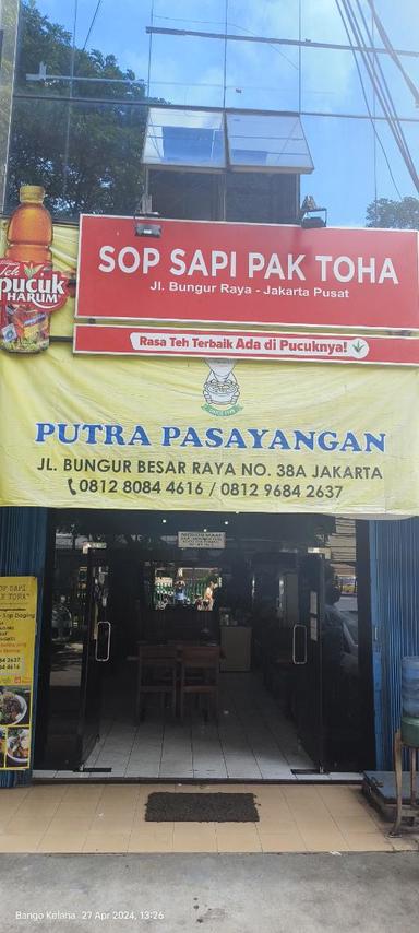 https://dgji3nicqfspr.cloudfront.net/KEMAYORAN/Restaurant/Sop_Sapi_Pak_Toha/Reviews/thumbnail/uploadsuploads-thumb_1714203185503.jpg