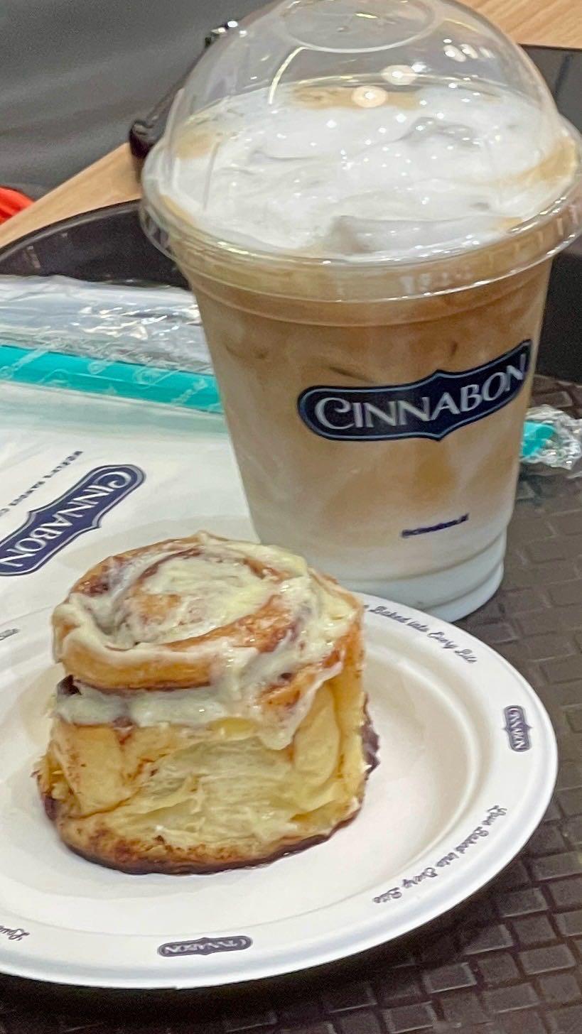 Cinnabon Lippo Mall Puri review