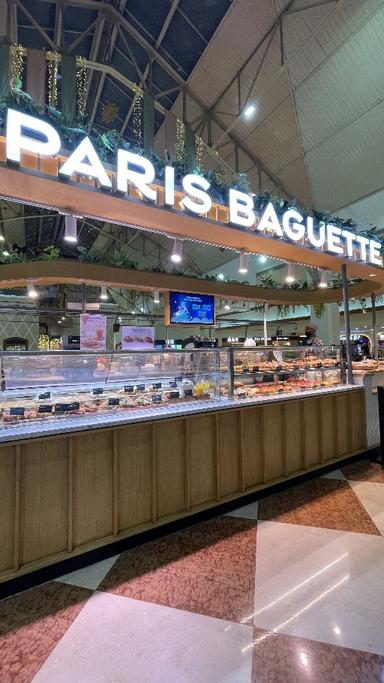 https://dgji3nicqfspr.cloudfront.net/KEMBANGAN/Bakery/Paris_Baguette__Puri_Indah_Mall/Reviews/thumbnail/file_1714010658839.jpg