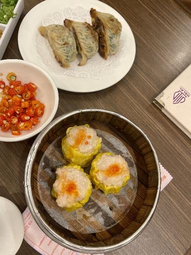 https://dgji3nicqfspr.cloudfront.net/KEMBANGAN/Chinese_Restaurant/Tako_Suki/Reviews/thumbnail/file_1708873340431.jpg