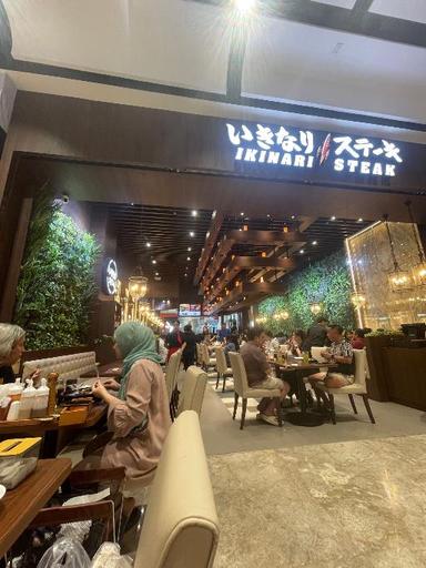 https://dgji3nicqfspr.cloudfront.net/KEMBANGAN/Japanese_Restaurant/Ikinari_Steak/Reviews/thumbnail/file-17F642C5A492E245-thumb_1726640924237.jpg