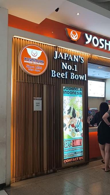 https://dgji3nicqfspr.cloudfront.net/KEMBANGAN/Japanese_Restaurant/Yoshinoya_Lippo_Mall_Puri/Reviews/22VID_Review_17186041553397155039273767244358-17D9B56D83BC9930_171860421535222_1718604216321.jpg