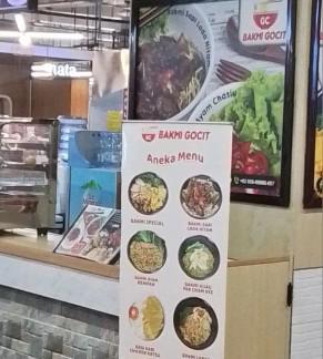 https://dgji3nicqfspr.cloudfront.net/KEMBANGAN/Restaurant/Bakmi_Gocit_Lippo_Mall_Puri/Reviews/thumbnail/IMG_Review_1719149553313_compressed8445373826877888593-17DBA56935648DC2-thumb_1719149554364.jpg