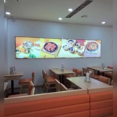 https://dgji3nicqfspr.cloudfront.net/KEMBANGAN/Restaurant/Fanfan/Reviews/22VID_Review_17225739015546796084196399574940-17E7CFD66B2BD9B3_172257390256522_1722573903284.jpg