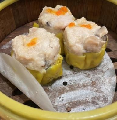 https://dgji3nicqfspr.cloudfront.net/KEMBANGAN/Restaurant/Imperial_Kitchen__Dimsum__Lippo_Mall_Puri/Reviews/thumbnail/IMG_Review_1713854733746_compressed6253605486986341219_1713854733800.jpg