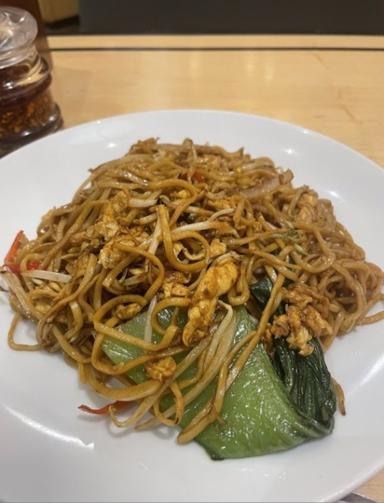 https://dgji3nicqfspr.cloudfront.net/KEMBANGAN/Restaurant/Imperial_Kitchen__Dimsum__Lippo_Mall_Puri/Reviews/thumbnail/IMG_Review_1713854735433_compressed4259395883309024529_1713854735587.jpg