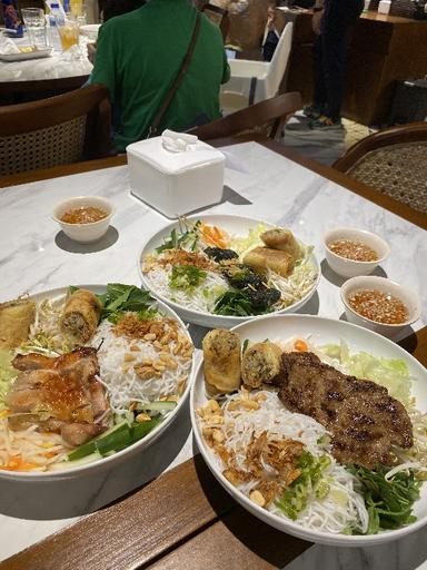 https://dgji3nicqfspr.cloudfront.net/KEMBANGAN/Restaurant/Pho_Ba_Ba/Reviews/thumbnail/file_1704207694711.jpg