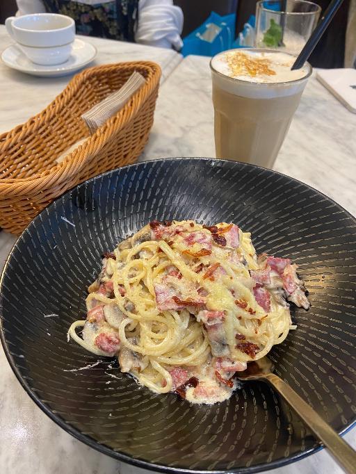 Toby's Estate - Lippo Mall Puri review