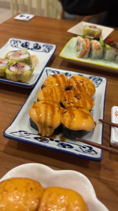 https://dgji3nicqfspr.cloudfront.net/KRAMAT_JATI/Japanese_Restaurant/Sushimas/Reviews/22file-17E0E31A63CC8398_172062476090322_1720624762301.jpg