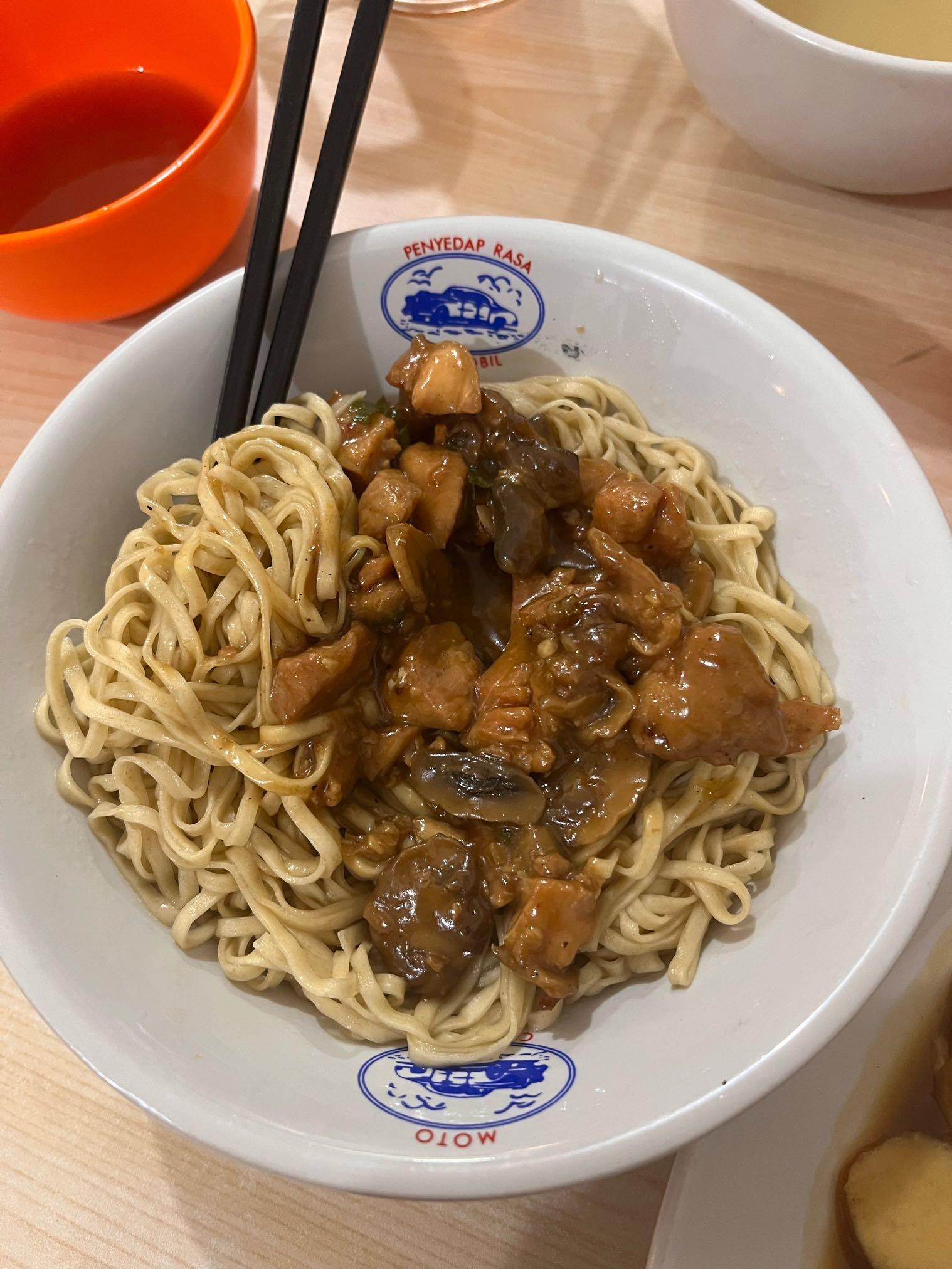 Bakmi Dzaka review