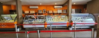 https://dgji3nicqfspr.cloudfront.net/KUTA/Cafe/Gusto_Gelato__Caffe/Reviews/thumbnail/file_1711858127517.jpg