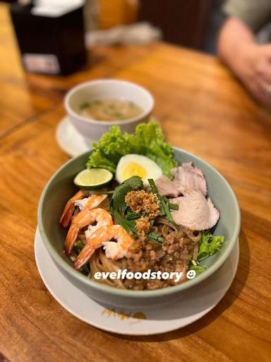 https://dgji3nicqfspr.cloudfront.net/KUTA/Restaurant/Mevui_Vietnam_Kitchen/Reviews/thumbnail/file-17DA56534AB708E0-thumb_1718781123901.jpg