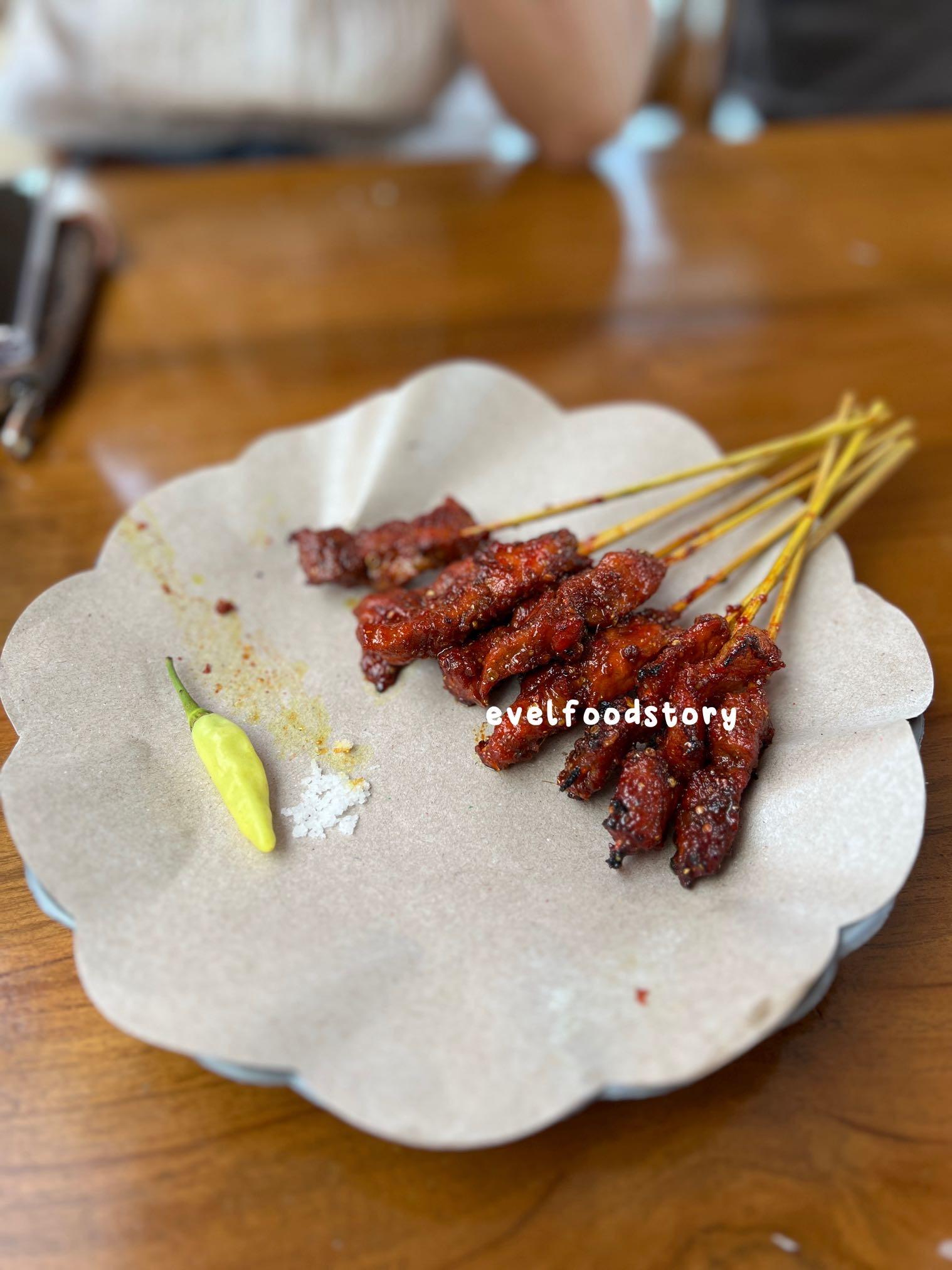 Sate Babi Bawah Pohon review