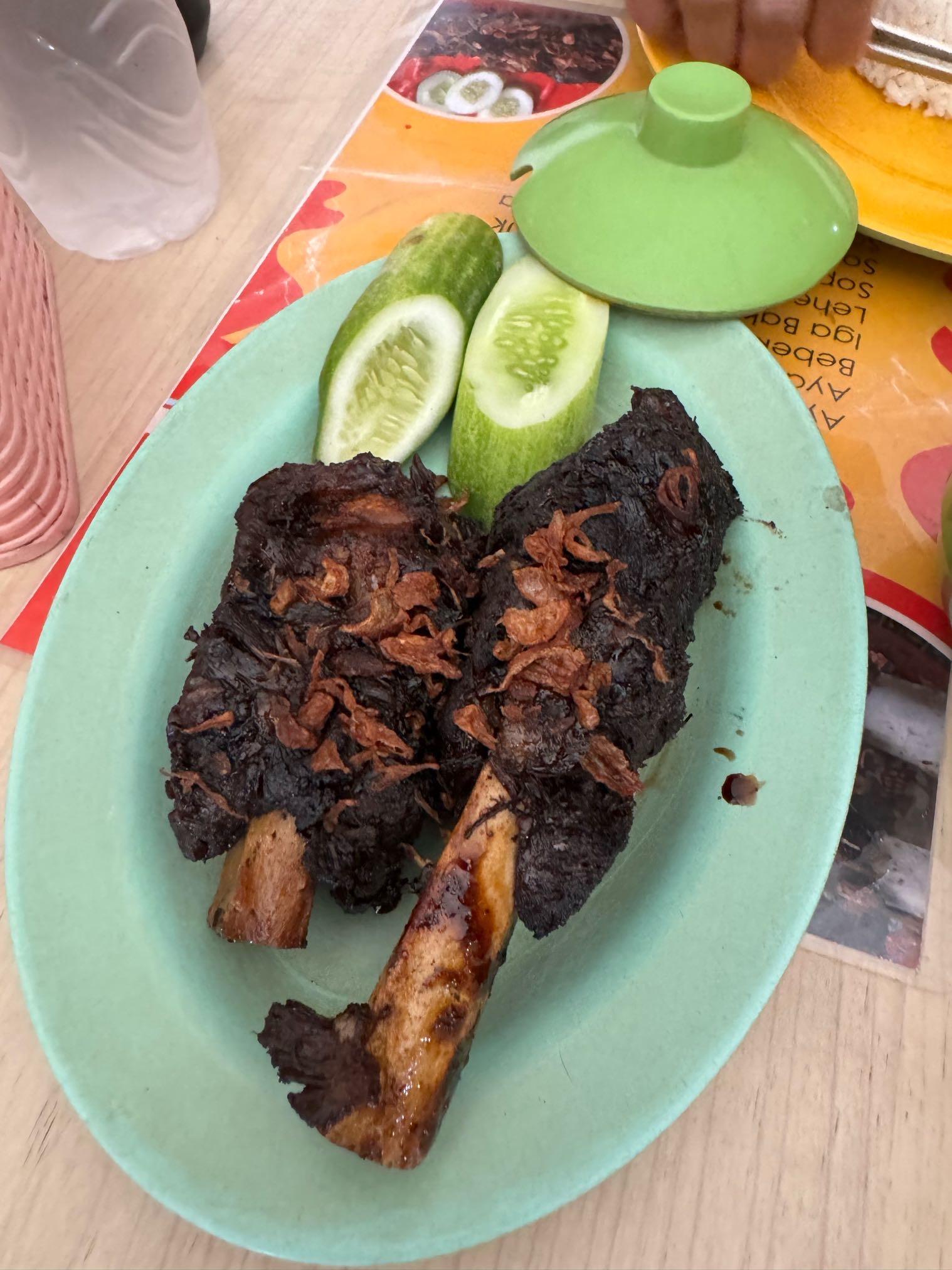 Iga Bakar Caplin review