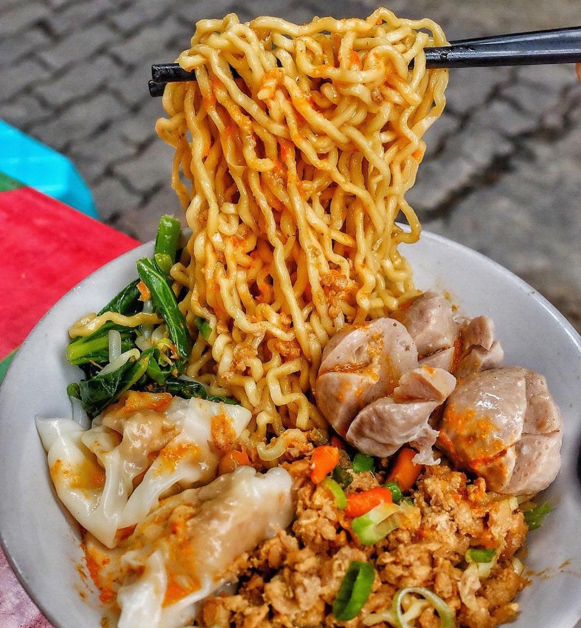 Bakso Bowo review