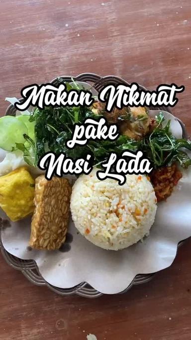 https://dgji3nicqfspr.cloudfront.net/LENGKONG/Restaurant/Ayam_Penyet_Rempah/Reviews/22file-17D8E366B3B03A94_171837328951822_1718373291773.jpg