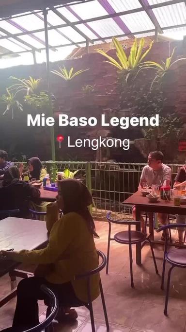 https://dgji3nicqfspr.cloudfront.net/LENGKONG/Restaurant/Mie_Baso_Akung/Reviews/22file-17D4816032F59BB9_171713960978722_1717139611351.jpg