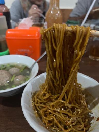 https://dgji3nicqfspr.cloudfront.net/LENGKONG/Restaurant/Mie_Baso_Akung/Reviews/thumbnail/file-17EE3EDA19B967C5-thumb_1724384814154.jpg