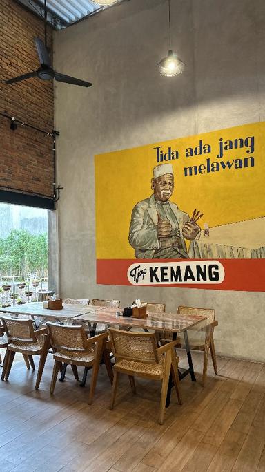 https://dgji3nicqfspr.cloudfront.net/MAMPANG_PRAPATAN/Restaurant/Sate_Celup__Kemang/Reviews/thumbnail/file_1713316571298.jpg