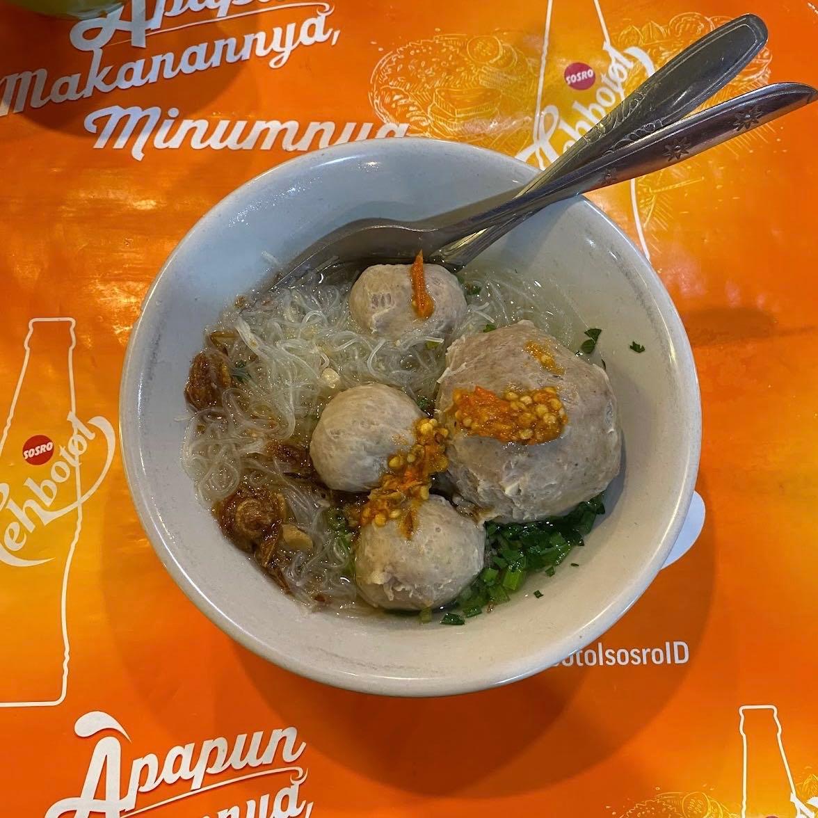 Mie Ayam & Bakso Raksasa review