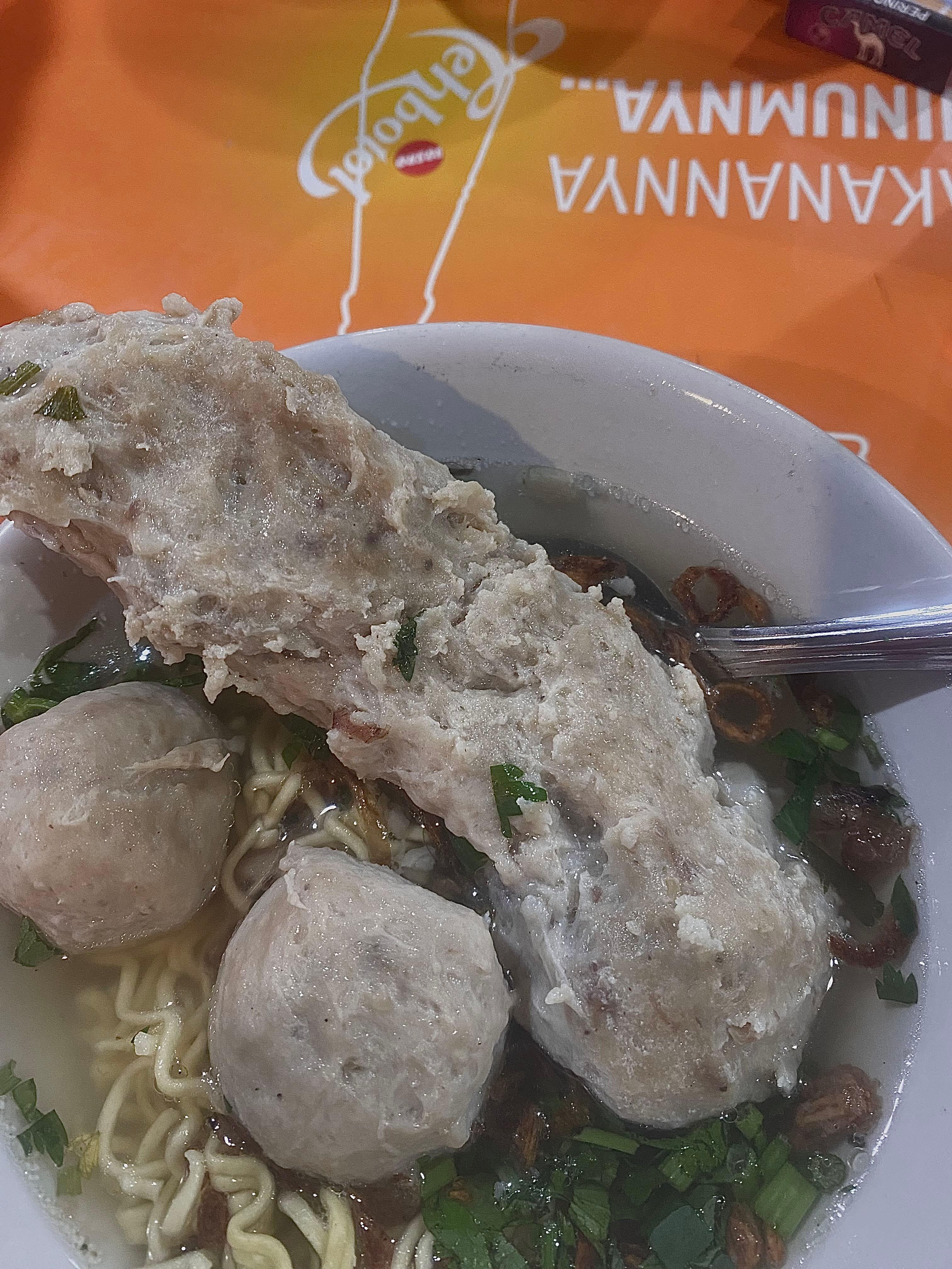 Mie Ayam & Bakso Raksasa review