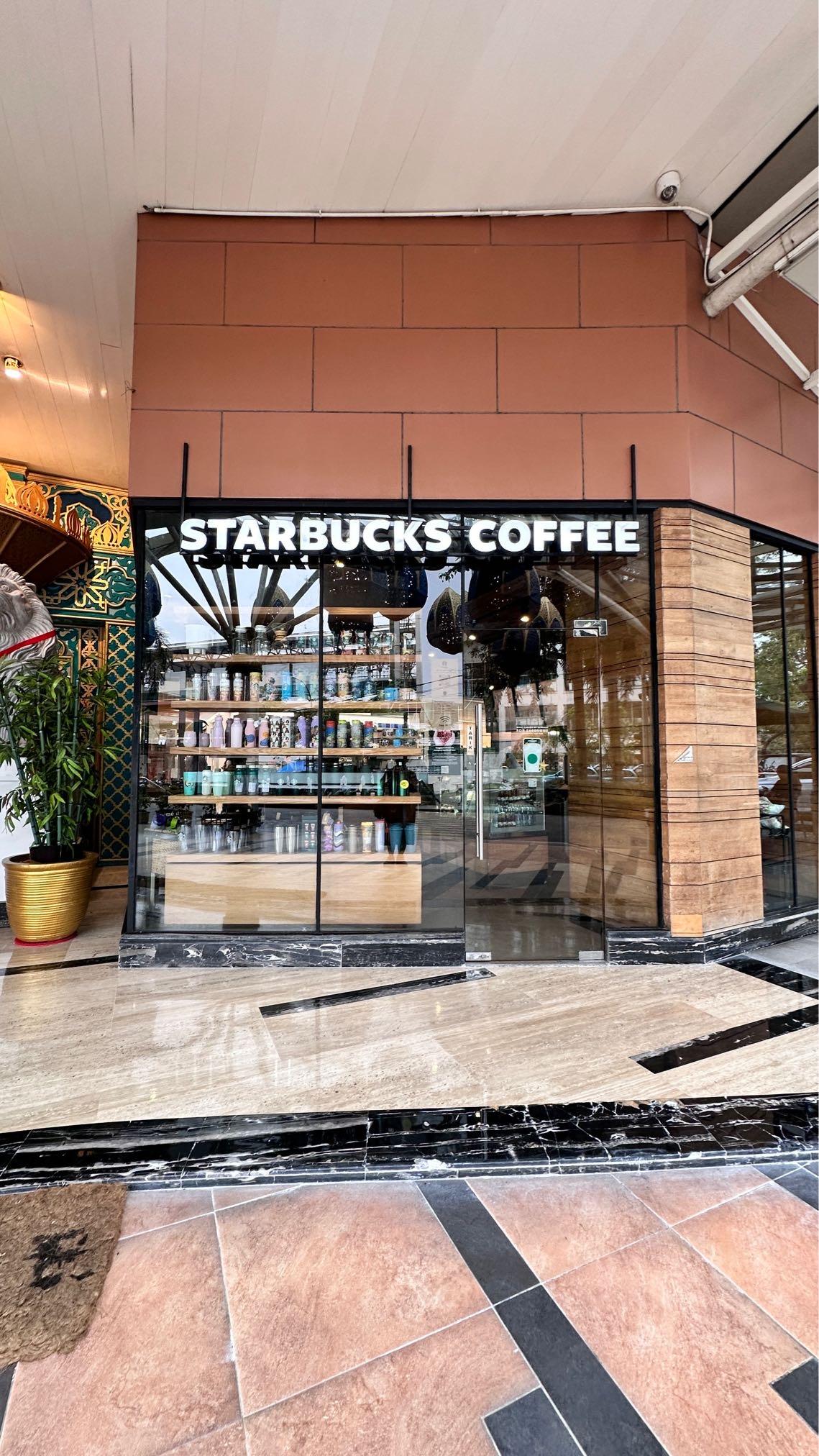 Starbucks - Centre Point Mall Medan review