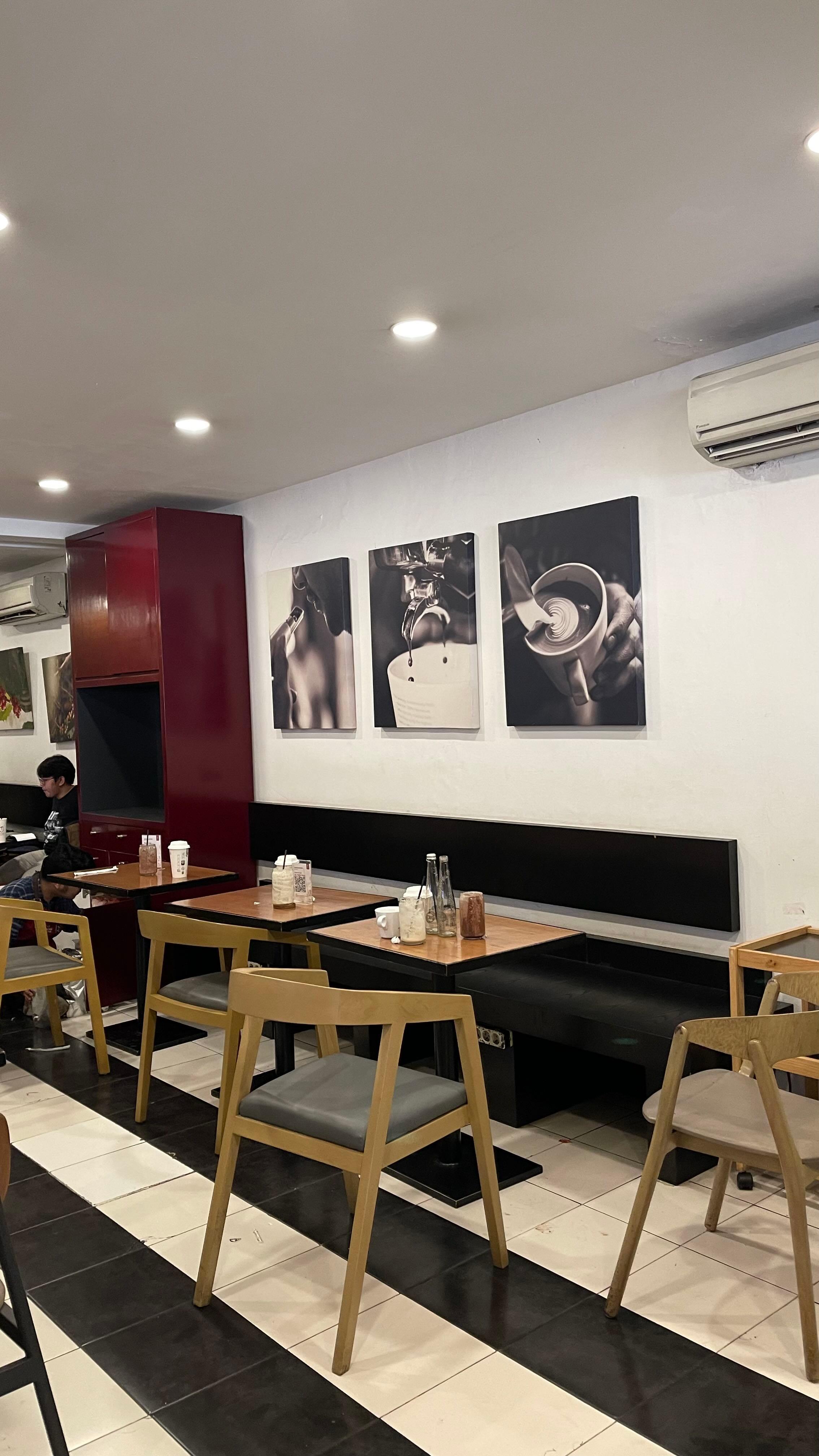 Anomali Coffee - Menteng review