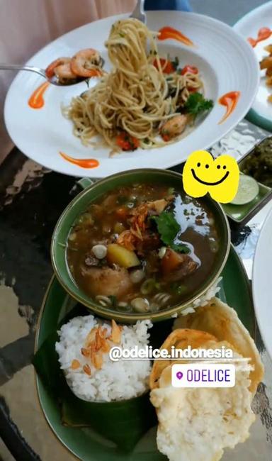 https://dgji3nicqfspr.cloudfront.net/MENTENG/Cafe/ODelice_Cafe/Reviews/thumbnail/file-17F546A24CC0E7C8-thumb_1726363695405.jpg