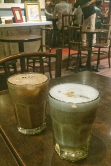 https://dgji3nicqfspr.cloudfront.net/MENTENG/Cafe/Sabang_16_Kopi__Srikaya/Reviews/thumbnail/file_1710906418273.jpg