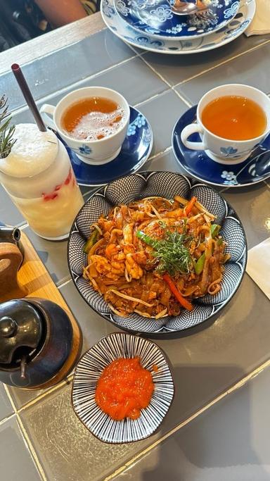 https://dgji3nicqfspr.cloudfront.net/MENTENG/Chinese_Restaurant/Kastil_Dimsum/Reviews/thumbnail/file_1713273323633.jpg