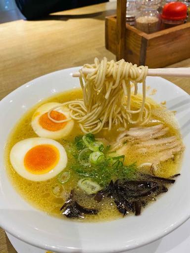 https://dgji3nicqfspr.cloudfront.net/MENTENG/Japanese_Restaurant/Hakata_Ikkousha__Plaza_Indonesia/Reviews/thumbnail/uploadsuploads-thumb_1715734109508.jpg