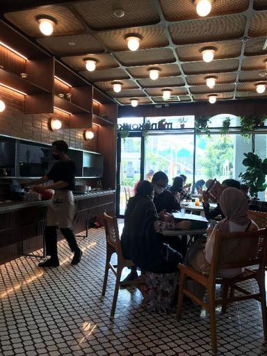 https://dgji3nicqfspr.cloudfront.net/MENTENG/Restaurant/Mangkokku__Sarinah/Reviews/thumbnail/file-17E3225C155CEAD9-thumb_1721257262367.jpg