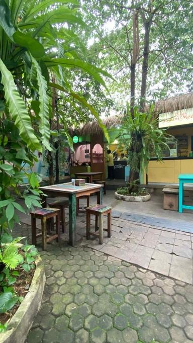 https://dgji3nicqfspr.cloudfront.net/MENTENG/Restaurant/Sagoo_Kitchen_Menteng/Reviews/thumbnail/file_1712424496031.jpg