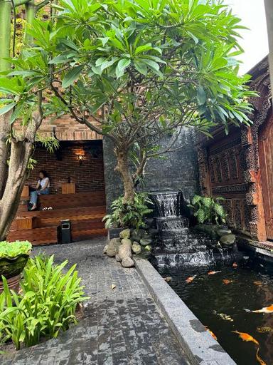 https://dgji3nicqfspr.cloudfront.net/MENTENG/Restaurant/The_Acre/Reviews/thumbnail/file-180771521AC0B0AD-thumb_1731477179555.jpg