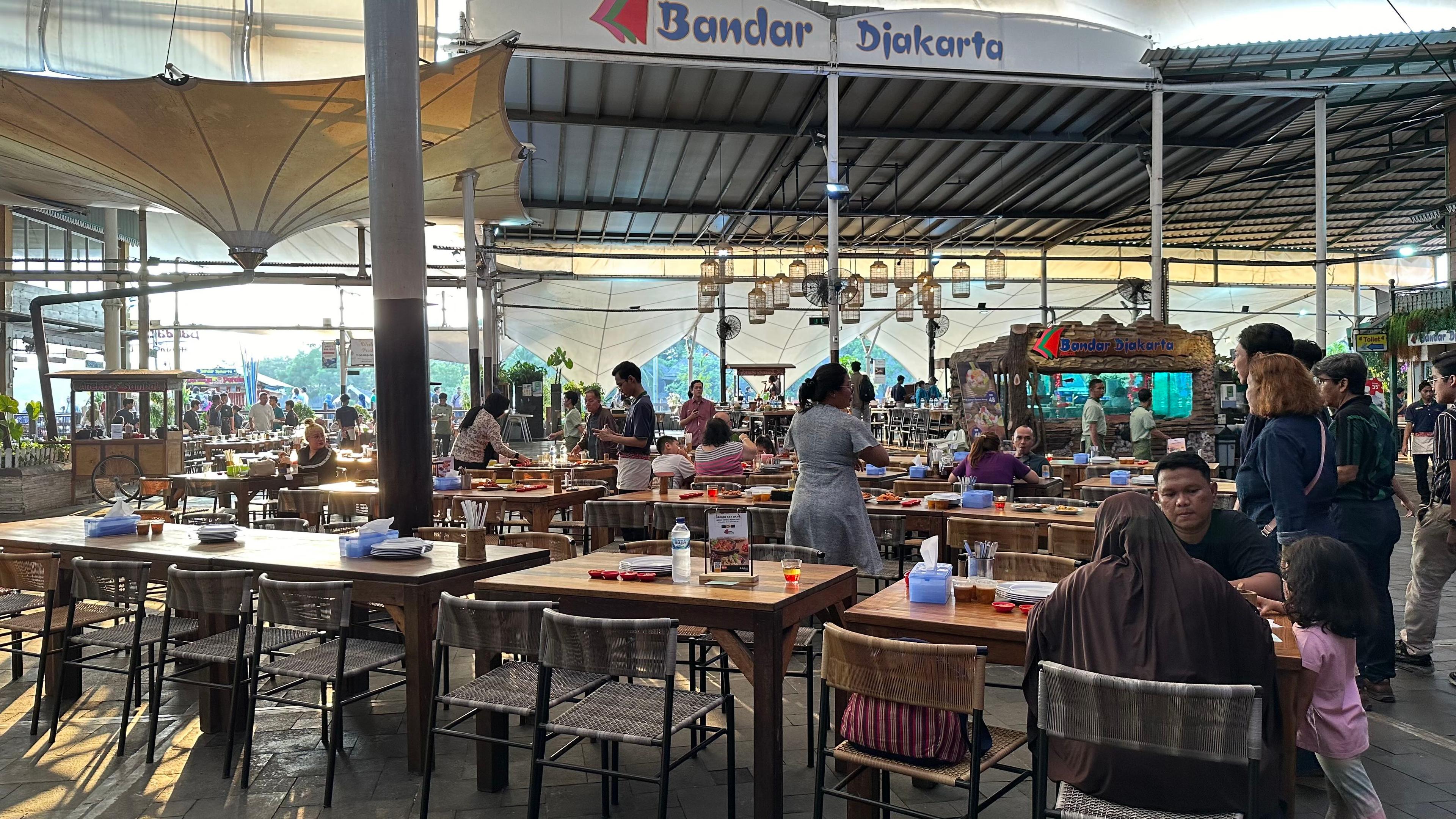 Bandar Djakarta - Ancol review