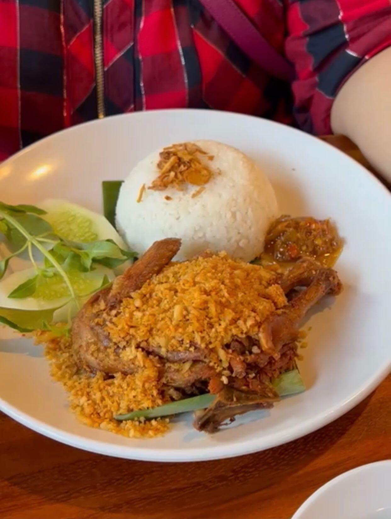 Bebek Kaleyo - Kemanggisan review