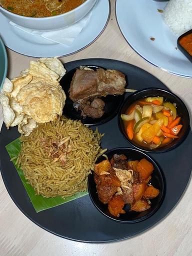 https://dgji3nicqfspr.cloudfront.net/PASAR_MINGGU/Restaurant/Langit_Seduh_Selatan/Reviews/thumbnail/uploadsuploads-thumb_1715703035264.jpg