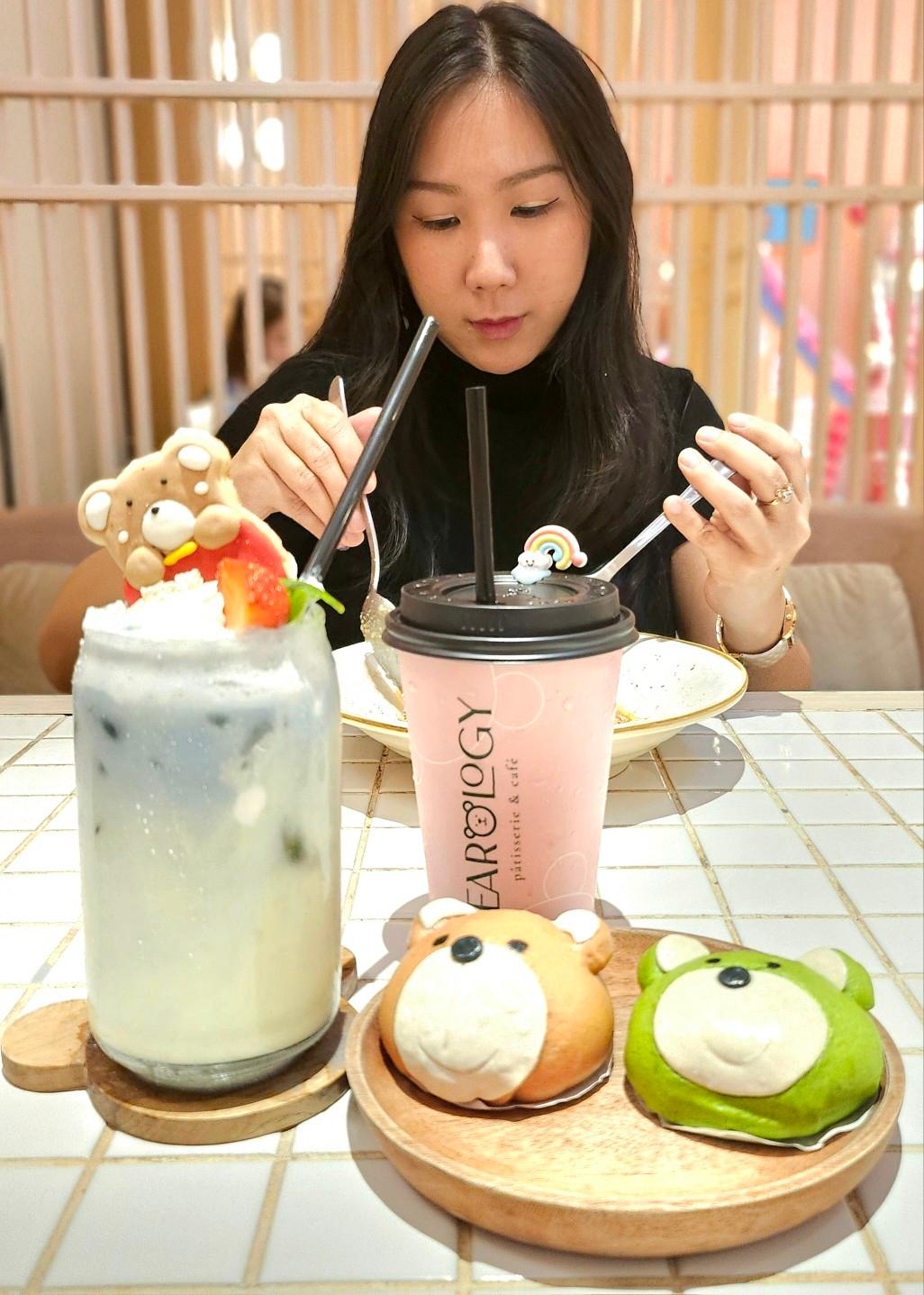 Bearology Cafe review