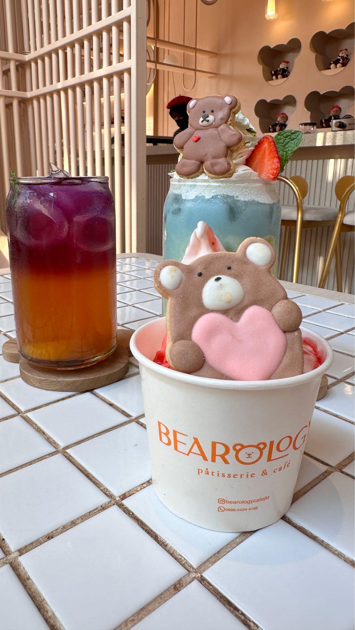 Bearology Cafe review